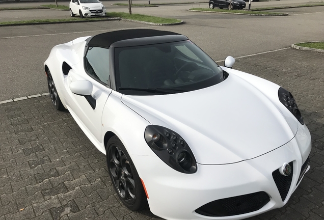 Alfa Romeo 4C Spider