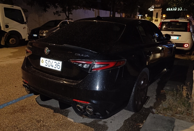 Alfa Romeo Giulia Quadrifoglio 2023