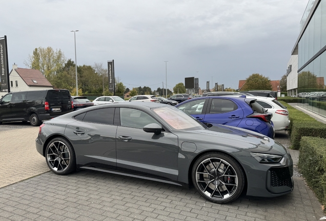 Audi RS E-Tron GT 2025