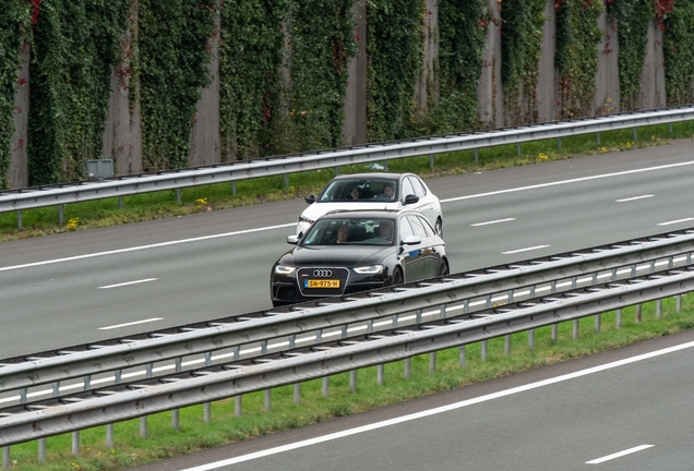 Audi RS4 Avant B8
