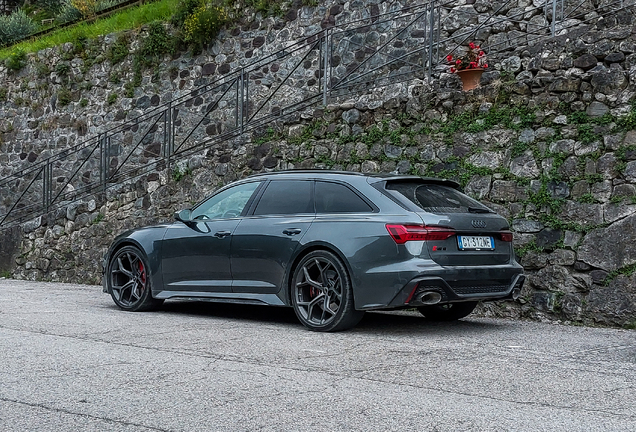Audi RS6 Avant C8