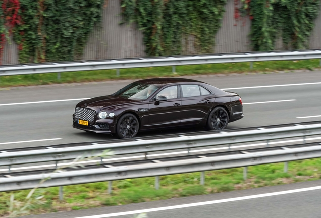 Bentley Flying Spur Hybrid Mulliner
