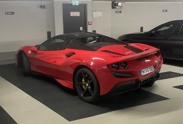 Ferrari F8 Spider