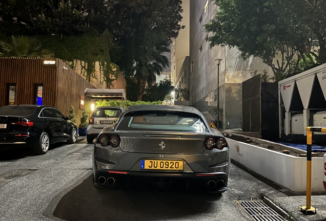 Ferrari GTC4Lusso