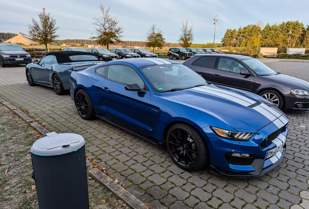 Ford Mustang Shelby GT350 2015