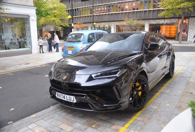 Lamborghini Urus Performante