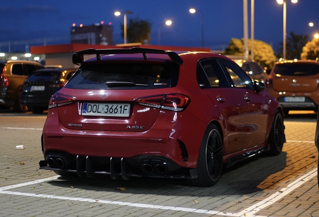 Mercedes-AMG A 45 S W177