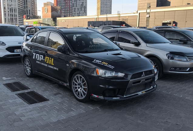 Mitsubishi Lancer Evolution X