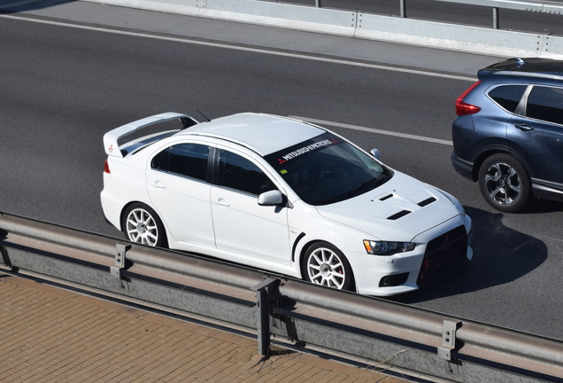 Mitsubishi Lancer Evolution X