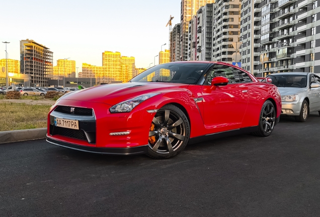 Nissan GT-R 2011