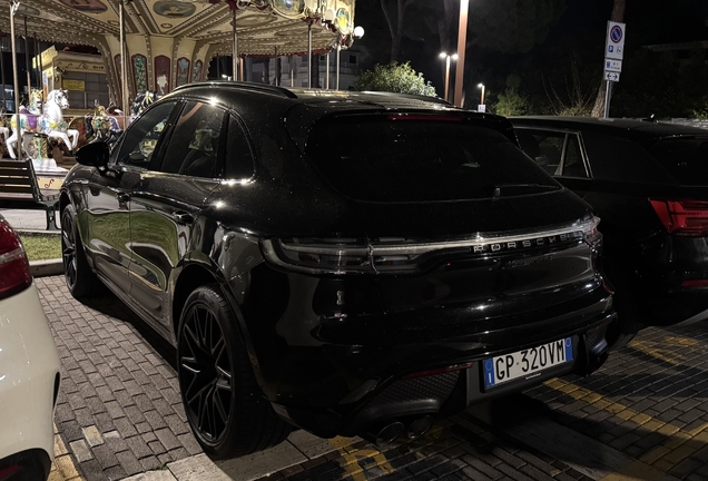 Porsche 95B Macan GTS MkIII