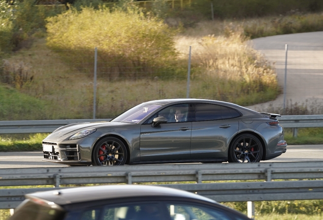 Porsche 972 Panamera Turbo E-Hybrid