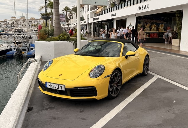 Porsche 992 Carrera 4S Cabriolet MkI