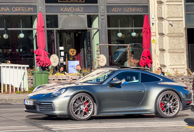 Porsche 992 Carrera 4S MkI