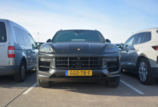 Porsche 9YA Cayenne Turbo E-Hybrid