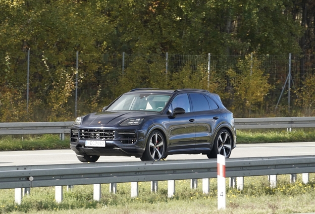 Porsche 9YA Cayenne Turbo E-Hybrid
