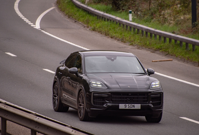 Porsche Cayenne Coupé Turbo E-Hybrid
