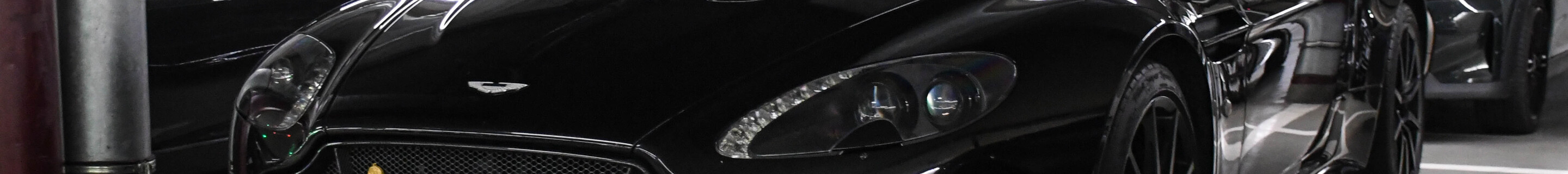 Aston Martin V12 Vantage S Roadster