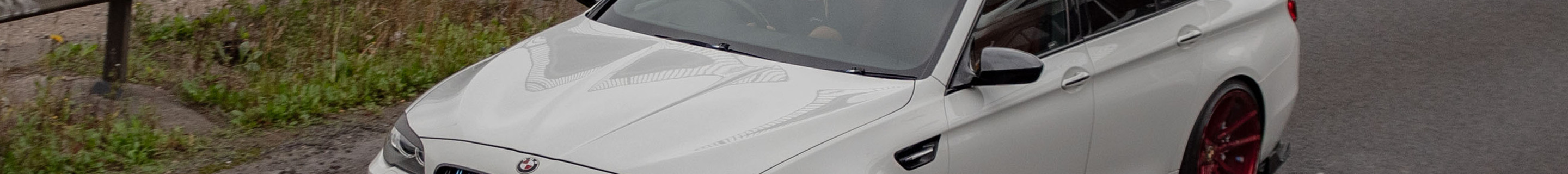 BMW M5 F10 2011