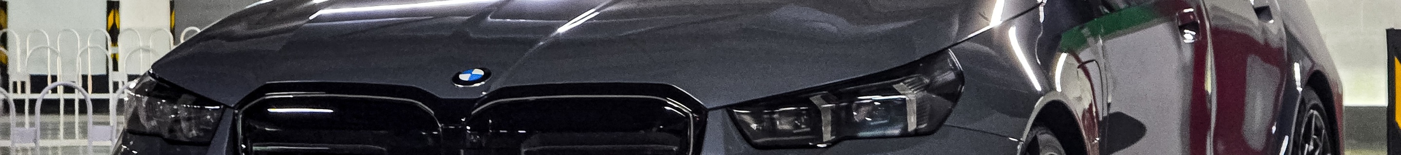 BMW M5 G90
