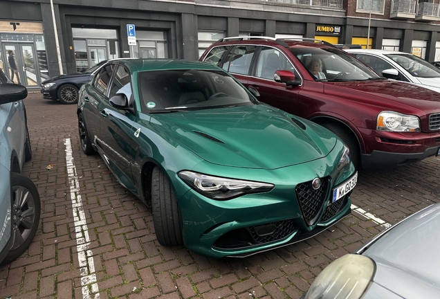 Alfa Romeo Giulia Quadrifoglio 2023