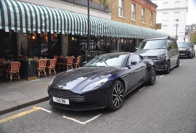 Aston Martin DB11