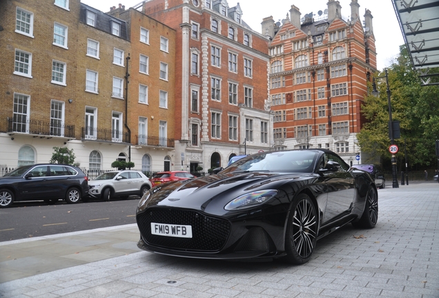 Aston Martin DBS Superleggera Volante