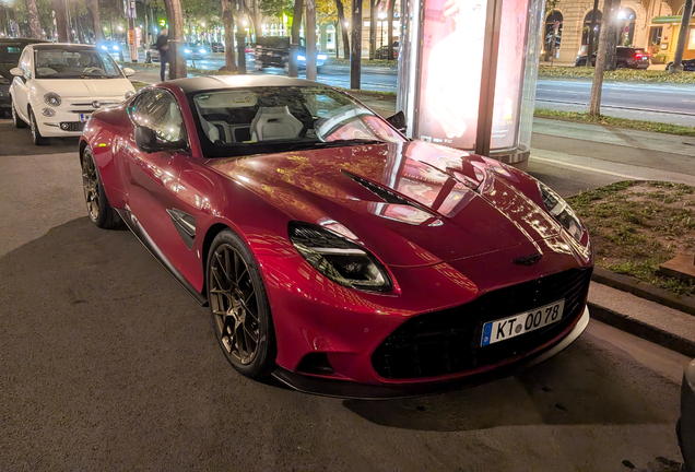 Aston Martin Vanquish 2025