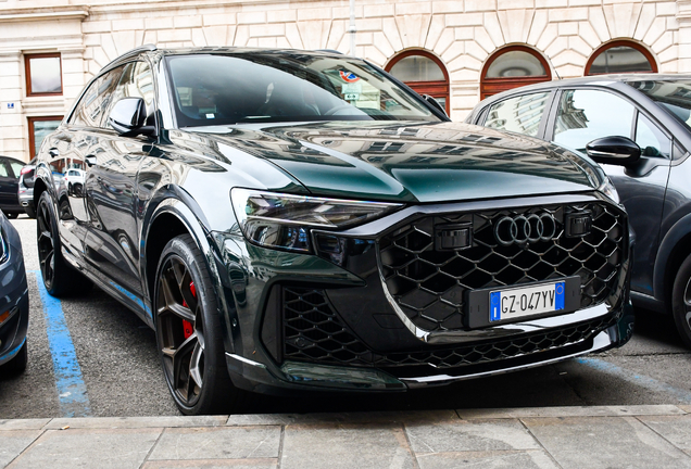 Audi RS Q8 2024