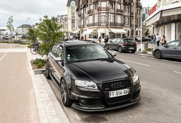Audi RS4 Avant B7