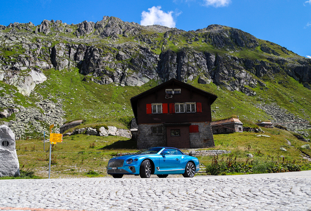 Bentley Continental GTC V8 Azure 2024