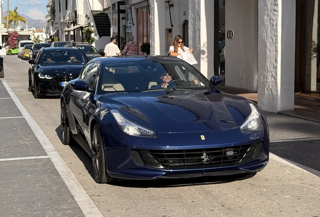 Ferrari GTC4Lusso T