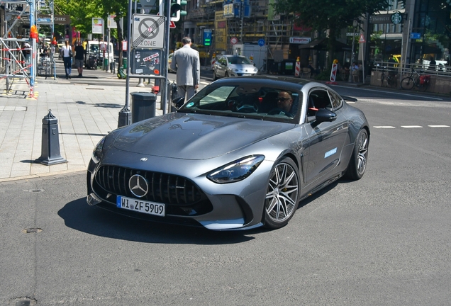 Mercedes-AMG GT 63 C192