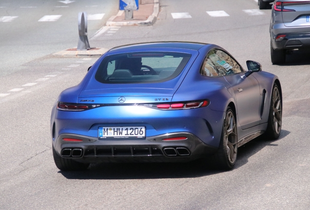 Mercedes-AMG GT 63 C192