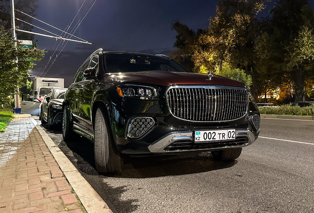 Mercedes-Maybach GLS 600 2024