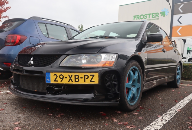 Mitsubishi Lancer Evolution IX