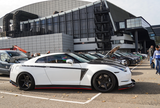 Nissan GT-R 2012