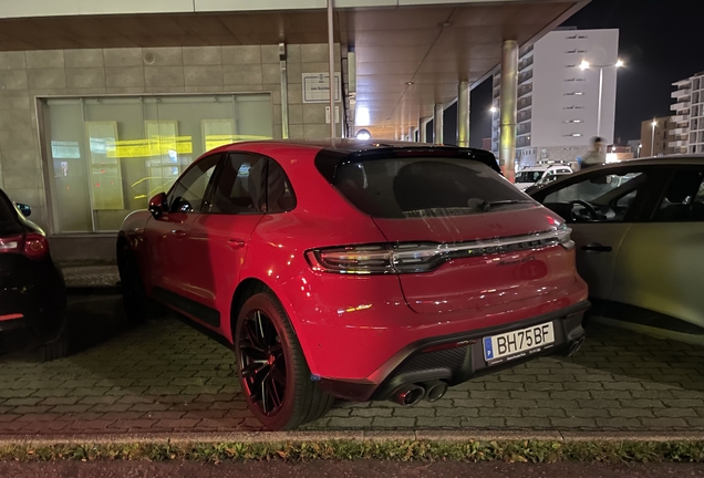 Porsche 95B Macan GTS MkIII