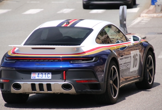 Porsche 992 Dakar