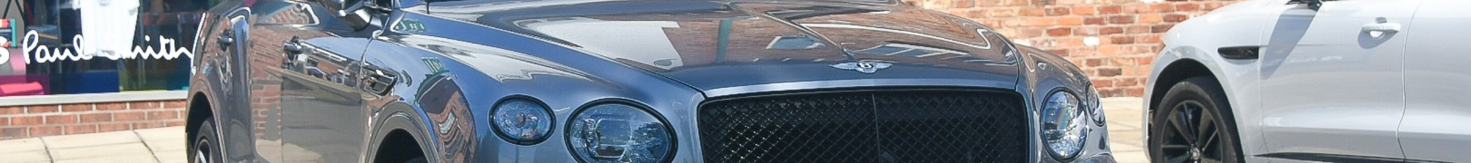 Bentley Bentayga Azure