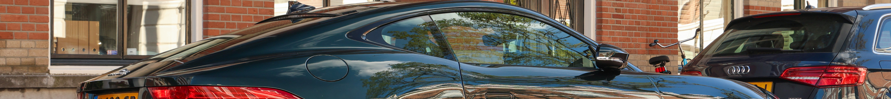 Jaguar F-TYPE R AWD Coupé