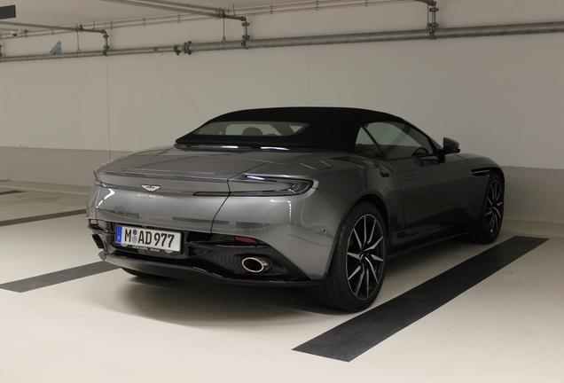 Aston Martin DB11 V8 Volante