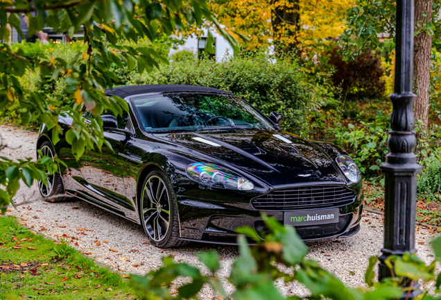 Aston Martin DBS Volante Carbon Black Edition