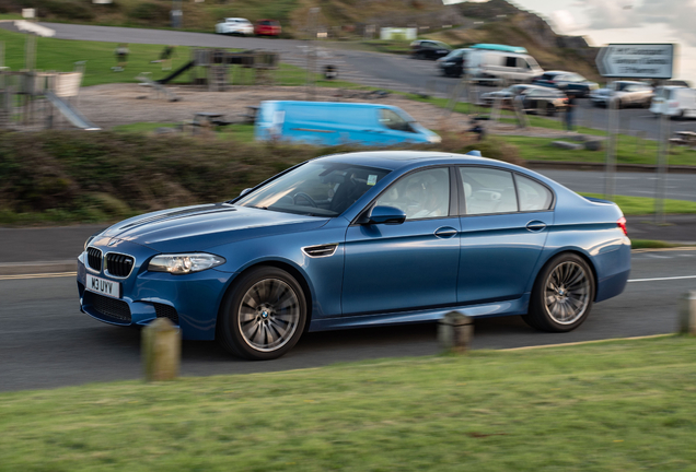 BMW M5 F10 2011