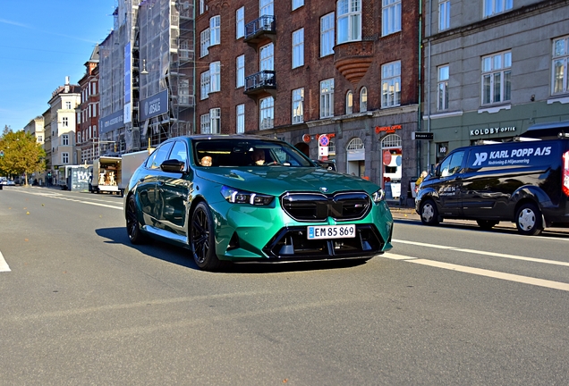 BMW M5 G90