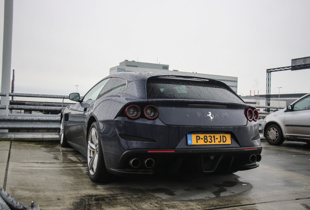 Ferrari GTC4Lusso