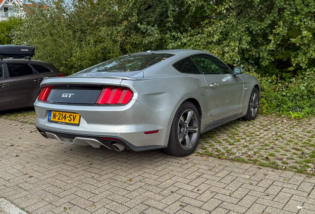 Ford Mustang GT 2015