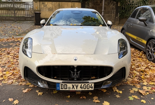 Maserati GranTurismo Modena 2023