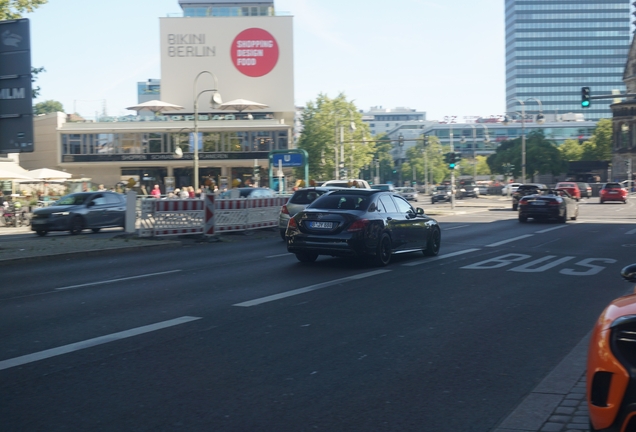 Mercedes-AMG C 63 S W205