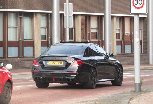 Mercedes-AMG E 63 S W213